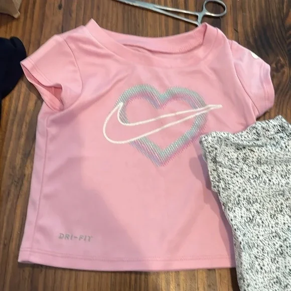 12-18 M Bundle Assorted Items - Picture 8 of 8